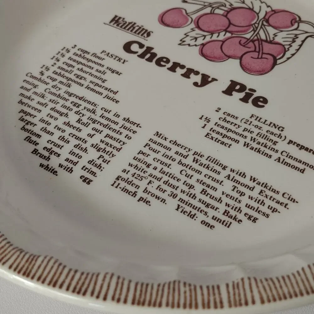 Watkins Cherry Pie 6294 Pie Dish 11-inch Ceramic Vintage 1980s Recipe